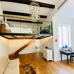 Rooftop Heated Jacuzzi, Fireplace, A Unique Home! Żebbuġ