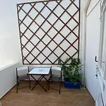 펜션 Rooftop Heated Jacuzzi, Fireplace, A Unique Home! Żebbuġ