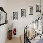 펜션 Rooftop Heated Jacuzzi, Fireplace, A Unique Home! Żebbuġ