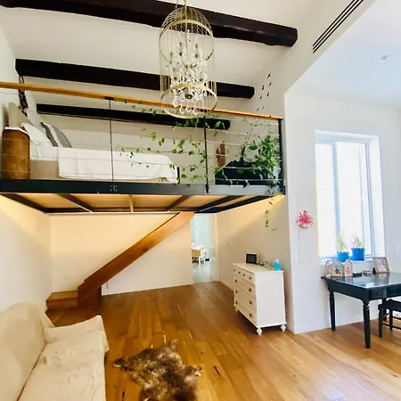 Rooftop Heated Jacuzzi, Fireplace, A Unique Home! Zebbug (Southern Region)