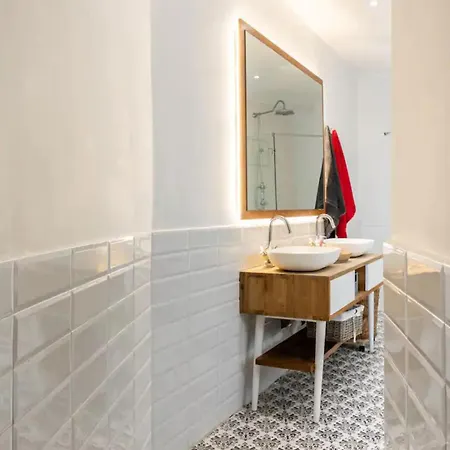 Holiday home Rooftop Heated Jacuzzi, Fireplace, A Unique Home! Zebbug (Southern Region)