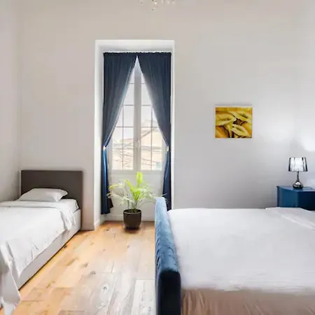 度假居 Rooftop Heated Jacuzzi, Fireplace, A Unique Home! *