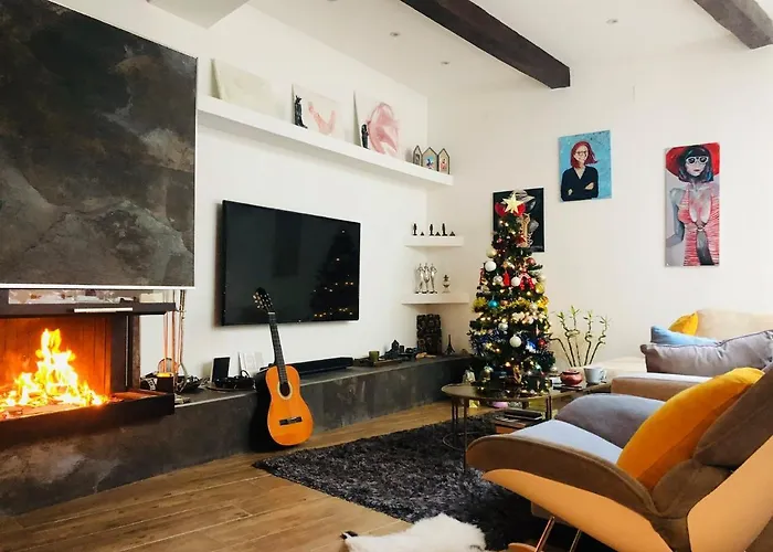 Rooftop Heated Jacuzzi, Fireplace, A Unique Home! Vakantiehuis Żebbuġ