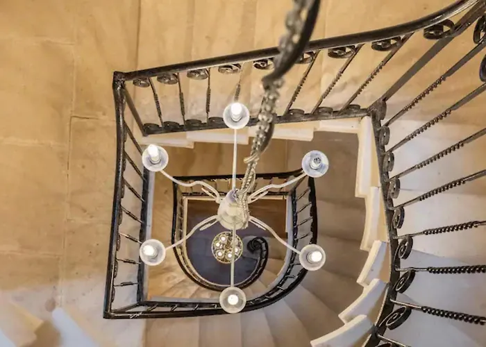 Rooftop Heated Jacuzzi, Fireplace, A Unique Home! Vakantiehuis Żebbuġ