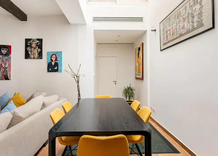 Rooftop Heated Jacuzzi, Fireplace, A Unique Home! Żebbuġ